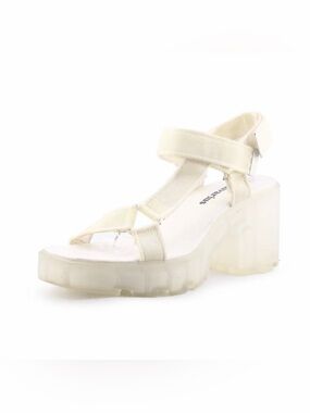 BNWOT Stradivarius Track Sandal in Cream with Transparent Sole